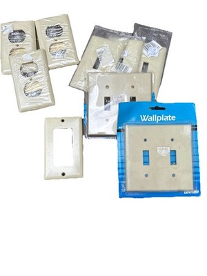 Lot of 9- Assorted Receptacle Outlet Wall Plates.