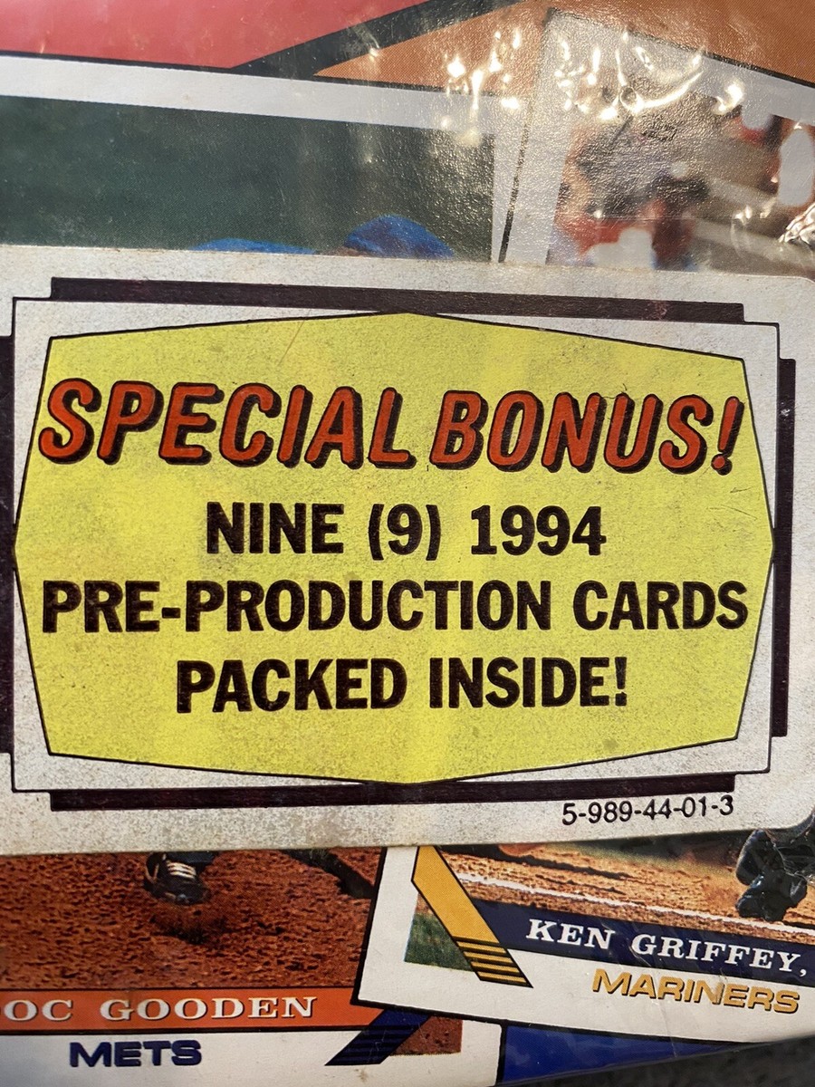 Topps 1993 Complete Set of Series 1 & 2 Baseball Cards Topps 1993 Complete Set of Series 1 & 2 Baseball Cards
