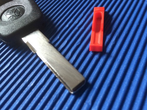 PORSCHE / VOLKSWAGEN -Transponder Car Key Shell Cut To Your Key Code - Picture 3 of 5