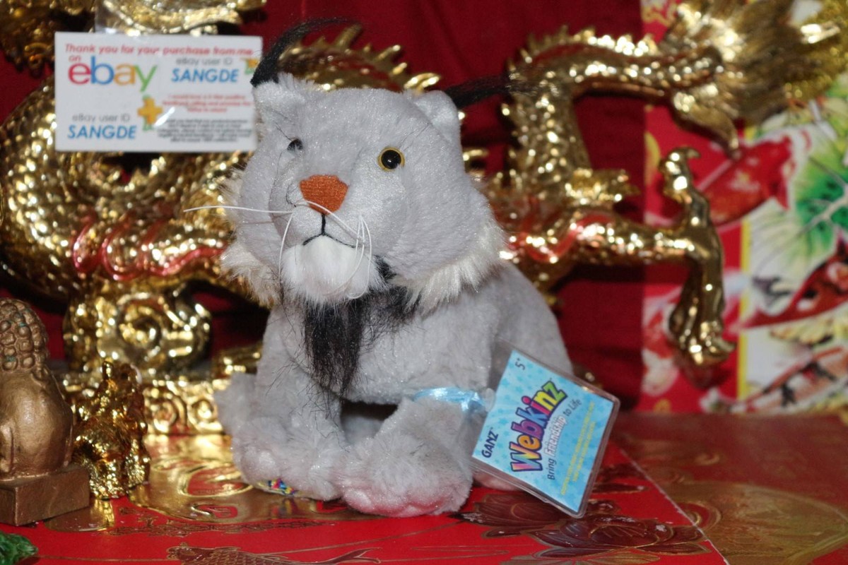 WEBKINZ SNOW COMES WITH SEALED/UNUSED