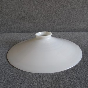 applique ABAT-JOUR ANCIEN EN OPALINE pour lampe suspension monte et baisse