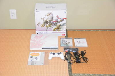 PS3 HDD250GB FINAL FANTASY XIII LIGHTNING EDITION XIII XIII-2 set