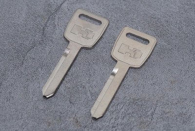 Hummer H1 Key Blank - PAIR x2