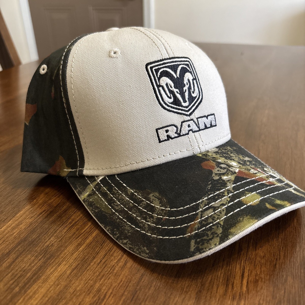Dodge Ram Camo Truck Vintage Retro Men's Strapback Cap Hat