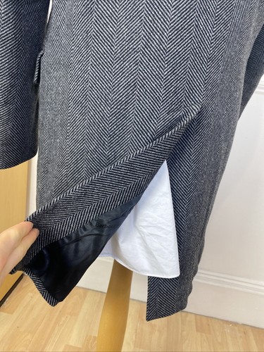 BARBOUR Tweed Herringbone Covert Charcoal ‘Edward’ Overcoat Jacket Coat (42) - Picture 7 of 17
