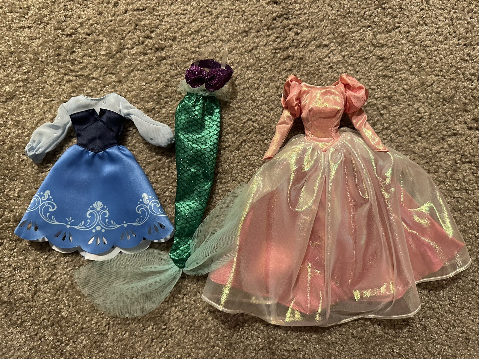 Disney Store Little Mermaid Ariel Doll Blue Pink dress Set