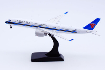 航空機・ヘリコプター 1/400 ChinaSouthern A350-900 JCWings 1:400 JC Wings CHINA SOUTHERN AIRBUS A350-900XWB Airplane Diecast