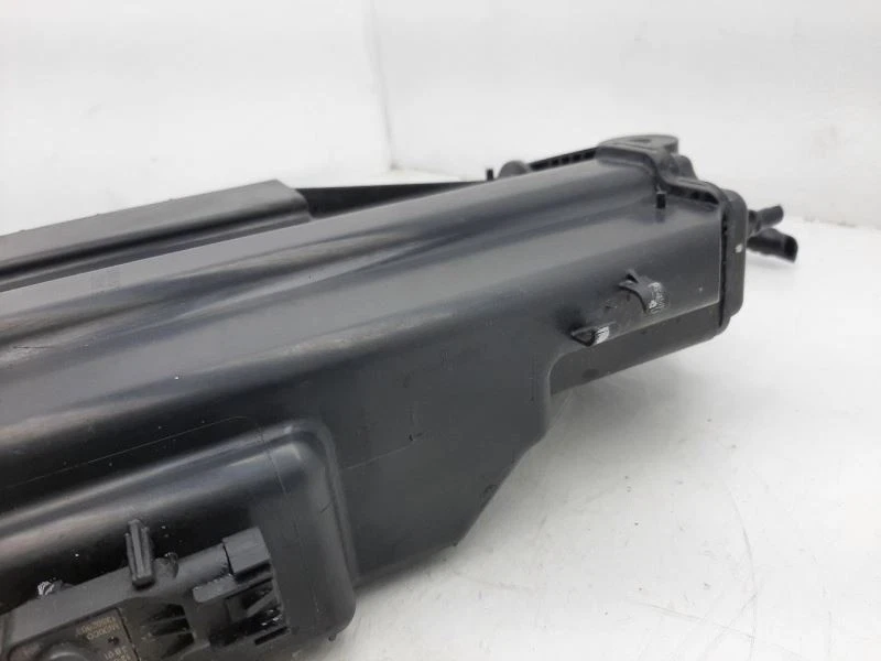 10 11 12 13 14 15 16 凯迪拉克 SRX 燃油蒸汽罐 25949888 — 第 4/4 张图片