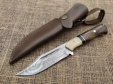 Brand NEW Handmade Damascus Steel Hunting Camping Fixed Blade Knife Wood Handle