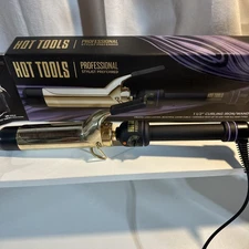 Hot Tools Pro Artist 24K Gold Curling Iron | Defined Curls (1 1/2 in) Model 1102