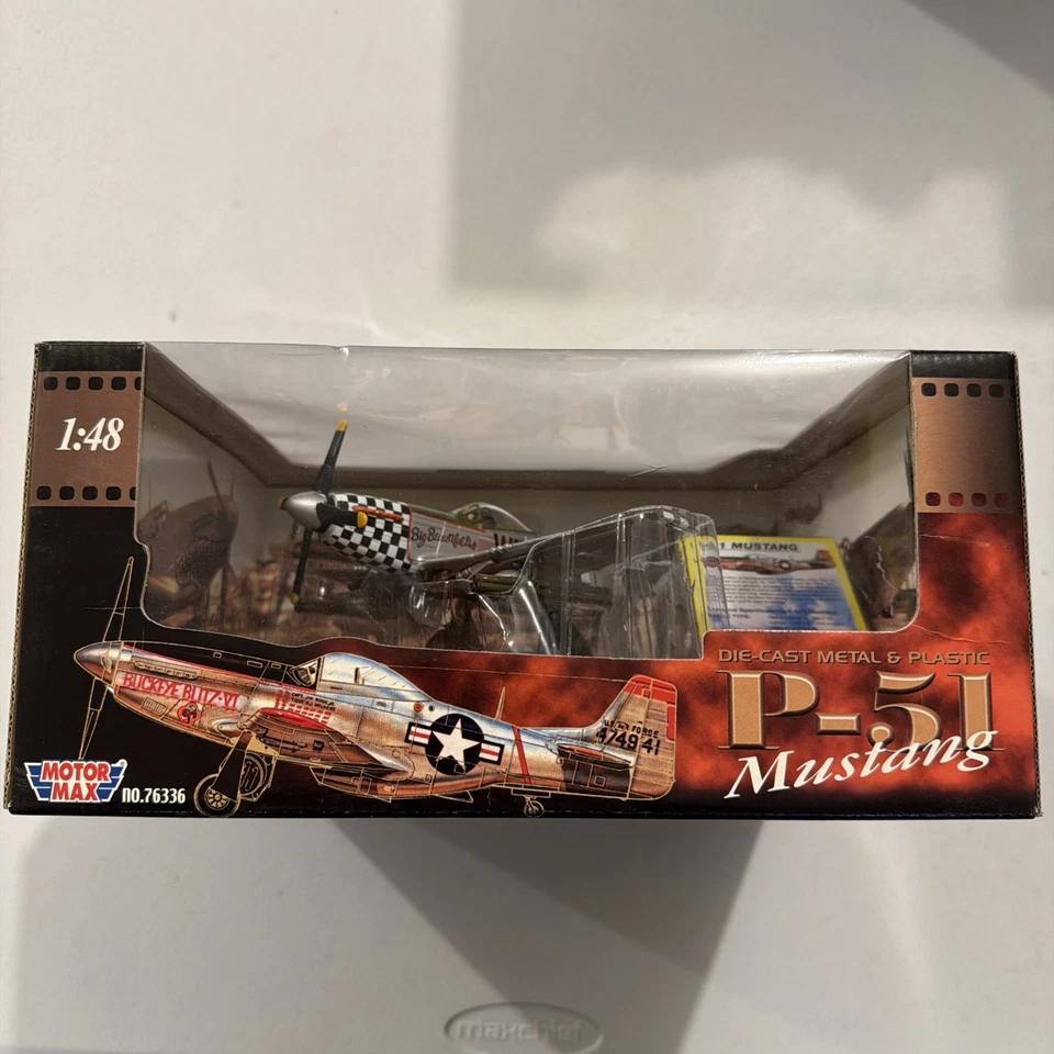 Avión Mustang Motor Max Diecast Metal y Plástico P-51 Escala 1:48 Foto 2 de 4