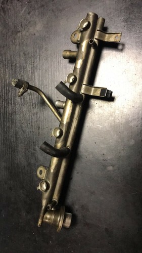 BMW E36 Kraftstoffverteiler Kraftstoffdruckregler Bosch 0280160503 1743378 14...