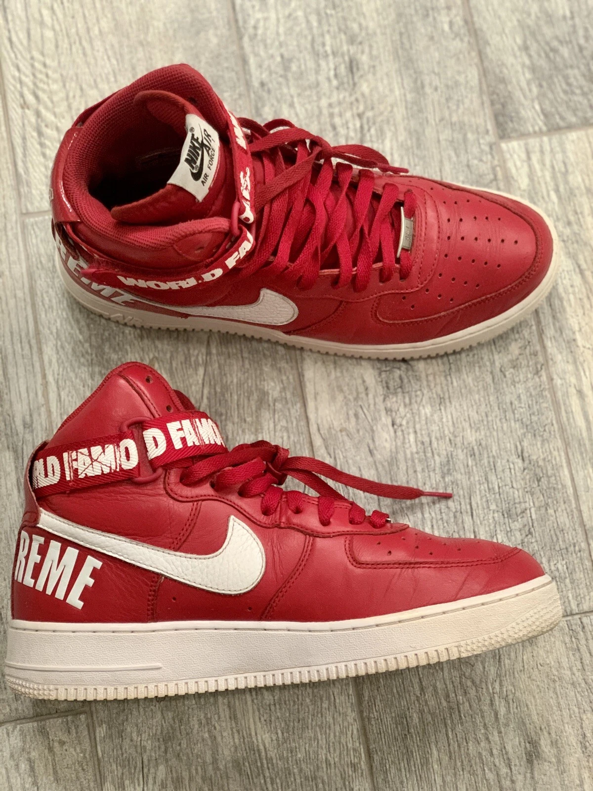 Supreme, Nike air force 1, taille 10,5 US, bon état