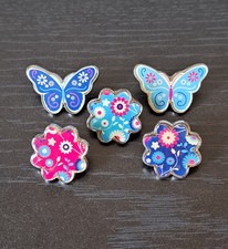 Set Of 5! Pretty Butterflies & Flowers Pin Badges 🦋 🌸 Charity Donation Too!