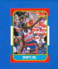 1986/1987 Fleer Basketball #12 Manute Bol '86 RC Rookie Set Card NM/MT Condition