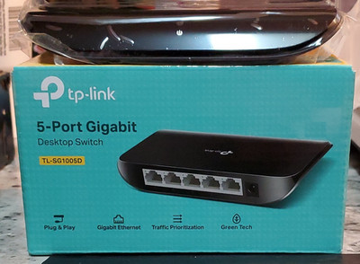 TP-LINK TL-SG1005D 5-Port Gigabit Ethernet Desktop Switch Wired-Ethernet