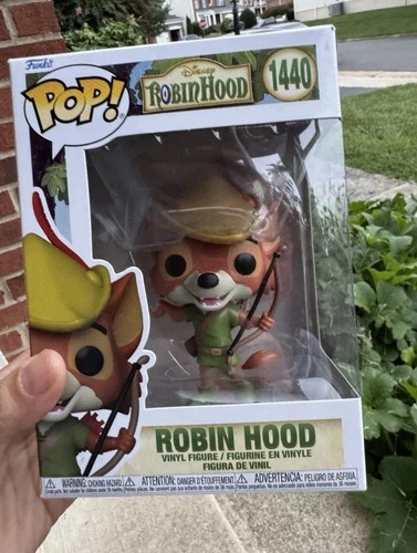 Robin Hood RobinHood Funko Pop - Disney 1440 Ships with pop protecter