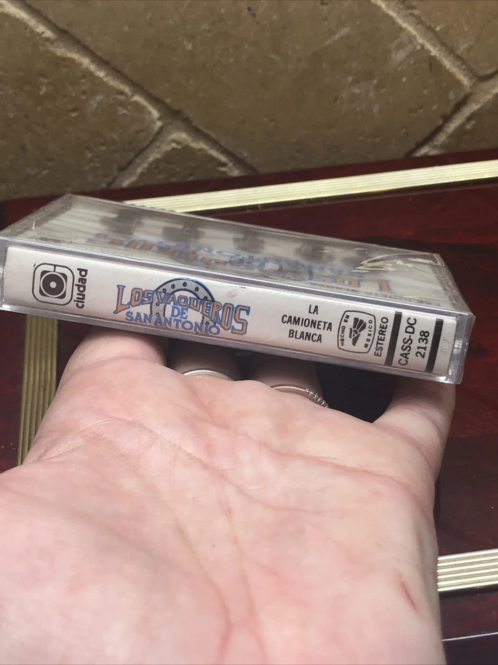 Los Vaqueros De San Antonio Camioneta Blanca -Cassette Mexico Nuevo Sellado - Image 4 of 4