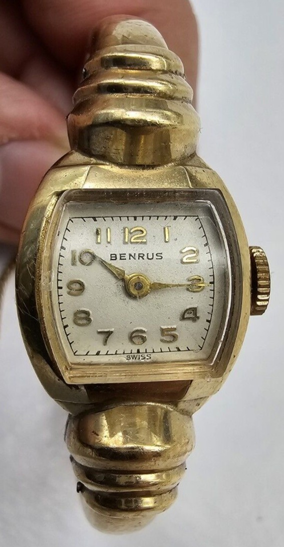【W】BENRUS 腕時計 レディース ゴールド Vintage Benrus Swiss Women's Gold-Tone Watch Stretch Band