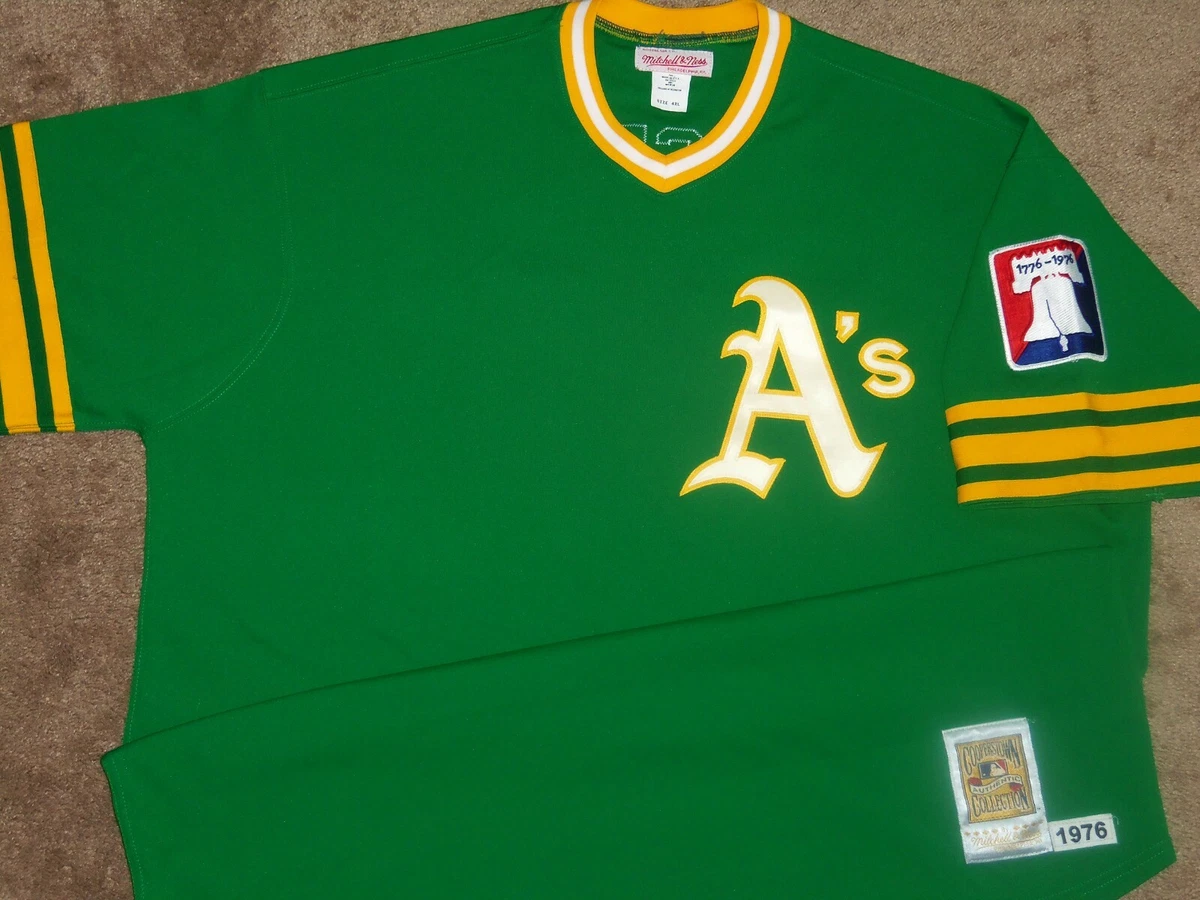 VTG AUTHENTIC ROLLIE FINGERS OAKLAND A's 1976 MITCHELL & NESS THROWBACK  JERSEY