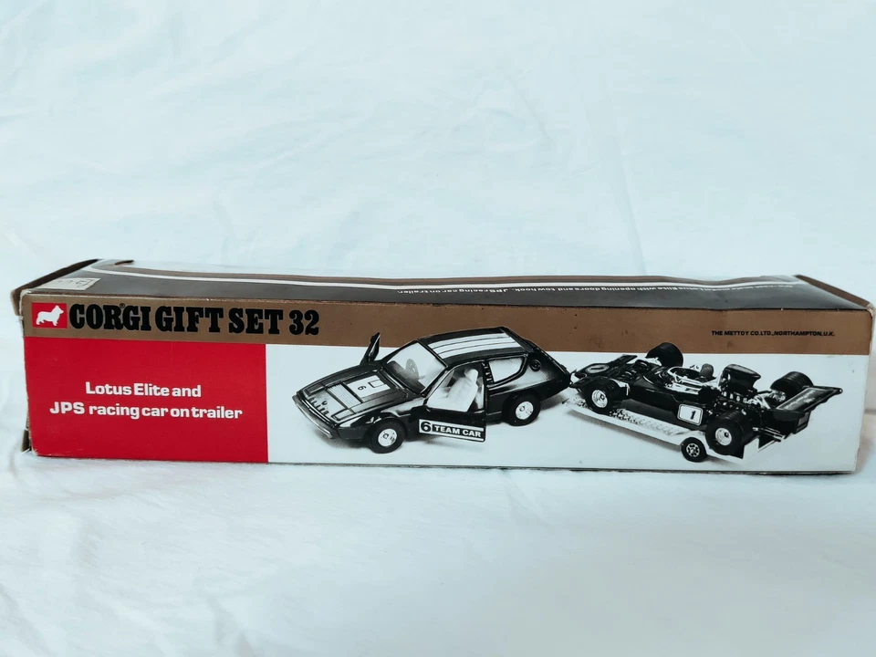 Lotus Elite Corgi Gift Set 32 & JPS Racing Car On Trailer - Photo 4/4