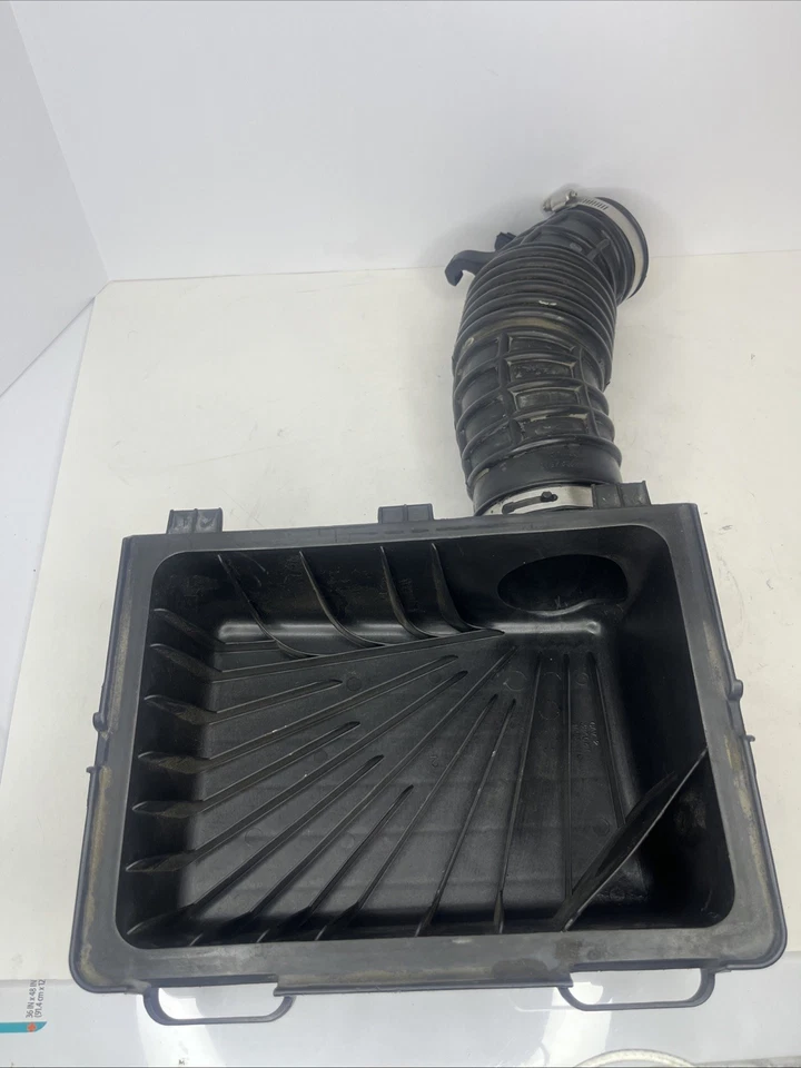 2005-10 Chrysler 300 Charger Magnum 3.5L V6 Air Cleaner Box Hose OEM 04591868AB Foto 4 de 4