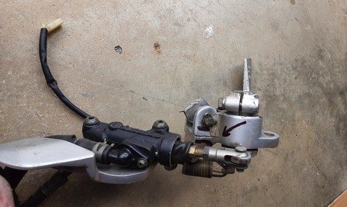 Used rear brake parts bundle for YAMAHA FJR1300, 2001-2002. - Picture 4 of 7