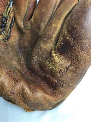 MacGregor Bobby Adams Glove VTG Mitt Right Hand Throw Baseball
