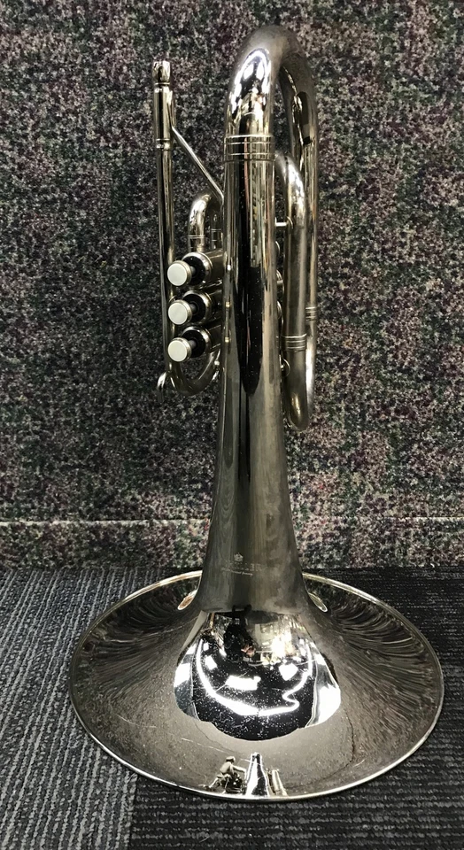 Schiller East 1884 Frankfurt Alemania - Mellofón plateado con estuche Foto 4 de 4