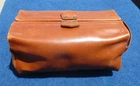 Vintage Tan Leathersmith Brand Leather Travel Toiletry Shaving Case Bag 10x5x4