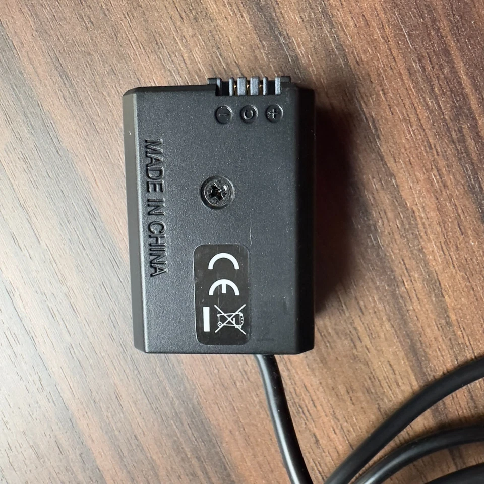 NEEWER Dummy Battery Power Adapter For Sony DC Coupler Replacement for NP-FW50 - Image 3 of 4