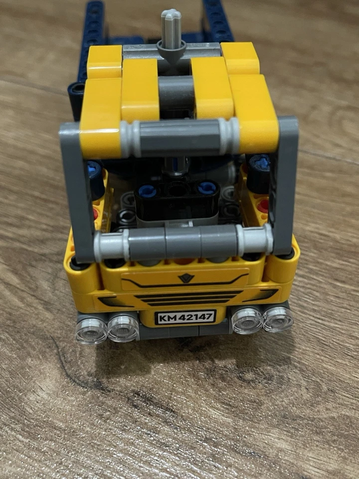 LEGO Technic 42147 Dump Truck, photo 3 of 5