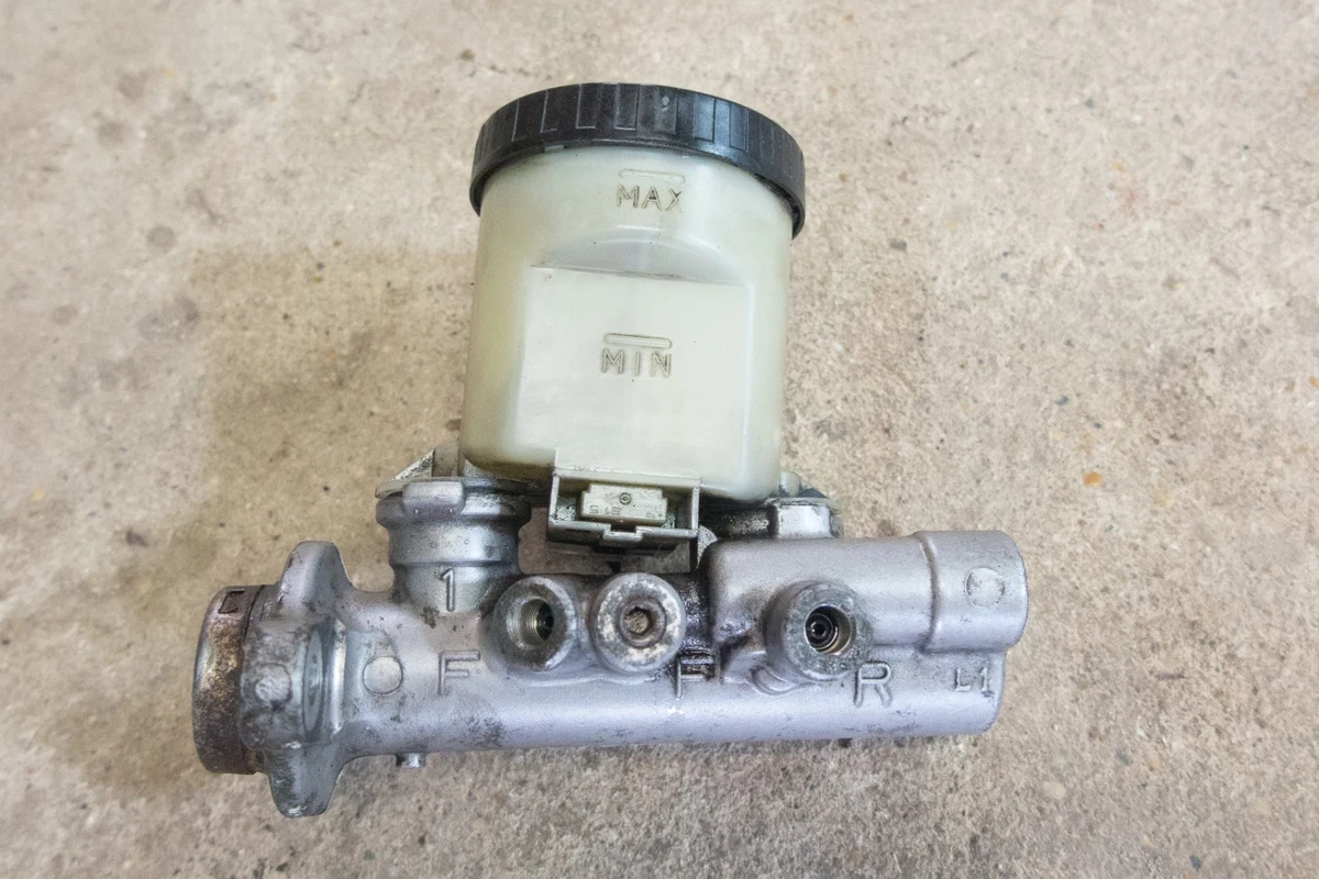 Brake Master Cylinders & Parts for Nissan 300ZX for sale | eBay