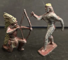 Antique 1920s JOHILLCO Lead American Indian Figures Set 2 Metal Figurine Lot