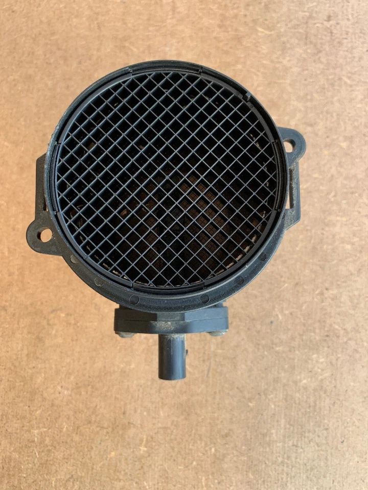 Sensor de flujo de aire másico Audi A8 A6 Quattro 2003-2010 4,2 L OEM 077133471J Foto 2 de 4