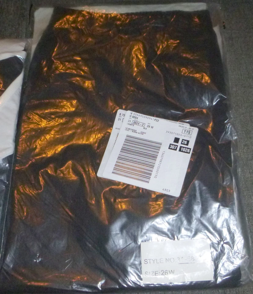 Lote de 2 pantalones cortos W y camiseta Woman Within de 26 unidades Foto 3 de 3