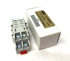 Dayton 2A582N Relay Socket 8-Pin 10A 300V