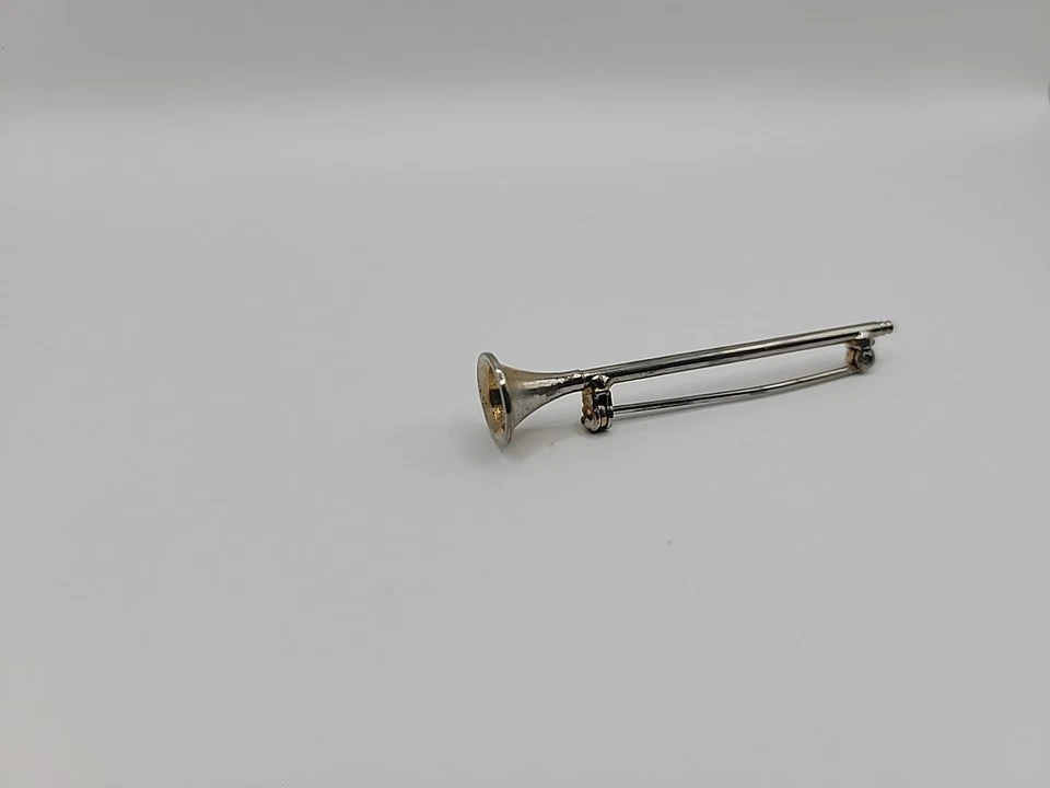 Broche prendedor cuerno instrumento tono plata joyería disfraz vintage Foto 2 de 4