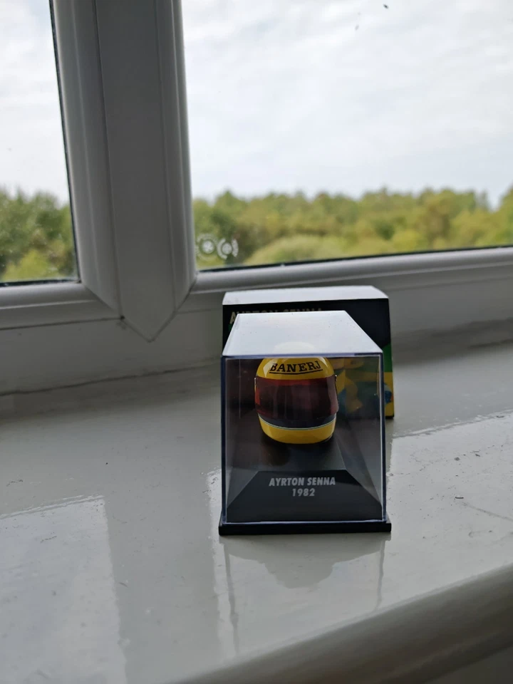 Minichamps Die-cast Ayrton Senna Helmet Collection 1982 - Image 3 of 4