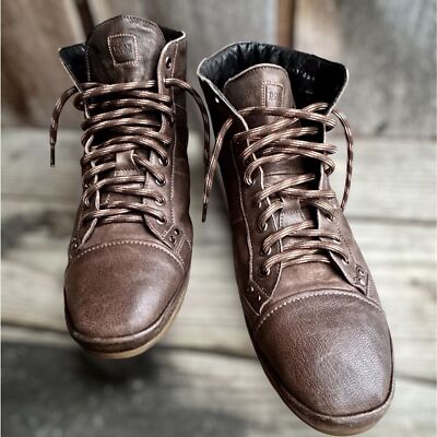Hugo Boss Leather Lace-Up Boots size 43 Made in Italy Designer Hugo Boss Leather Lace-Up Boots size 43 Made in Italy  main image 2