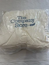 The Company Store Twin White Geneva Med Weight Primaloft Comforter Never Used