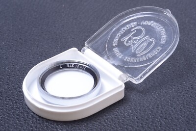   B & W SCHNEIDER CLOSE-UP 3 27MM FILTER LENS OR CAMERA SCREW IN W/ KEEPER 24-3
