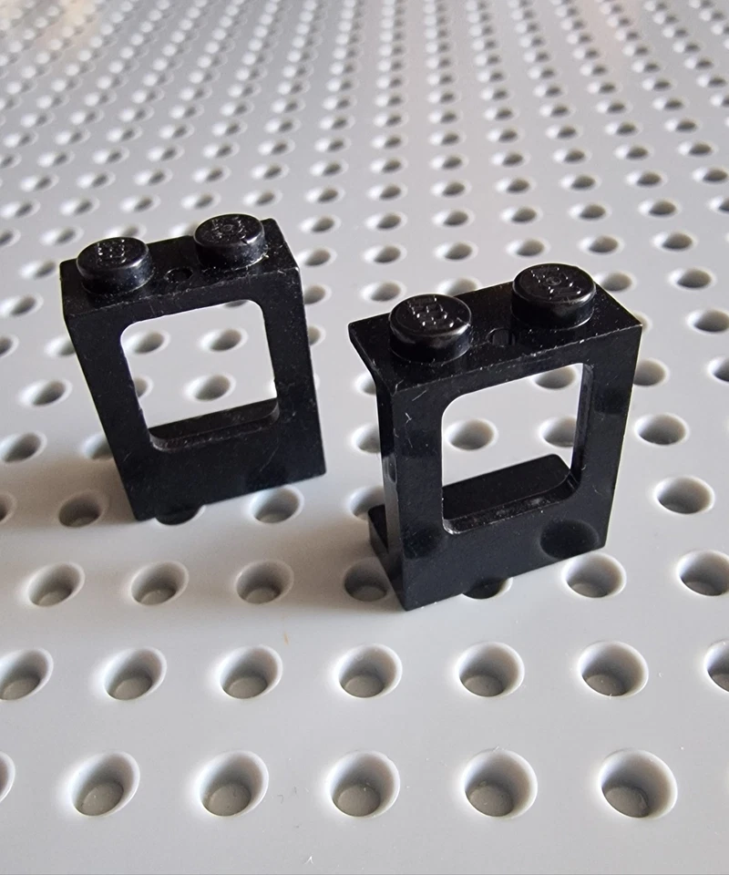 Lego City Flugzeug Fenster Schwarz Ohne Scheibe 2 Stück 2377 A252 - Bild 1 von 1