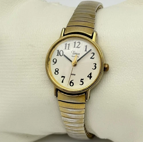 Vintage 1994 Women's TIMEX Easy Reader Style Gold Tone Expansion Band Watch Runs