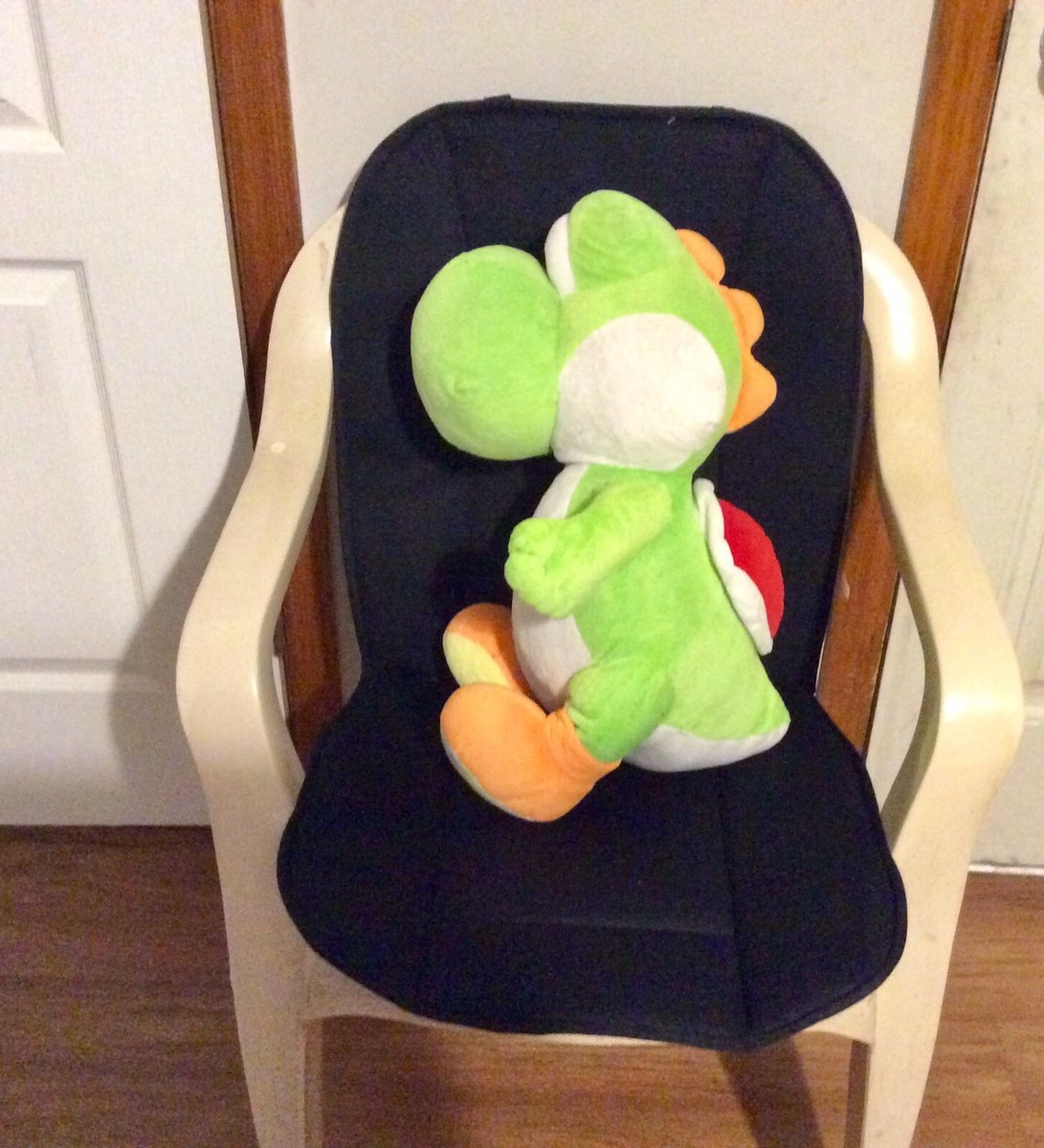 【315】yoshiページ Yoshi - Super Mario - New Patch 2¼