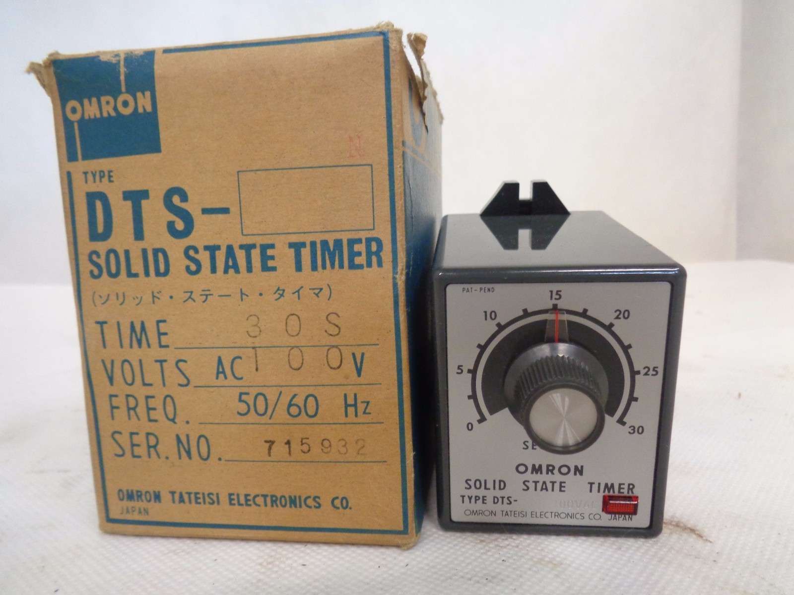 NEW OMRON 100 VAC 0-30 SECOND SOLID STATE TIMER TYPE DTS-100VAC