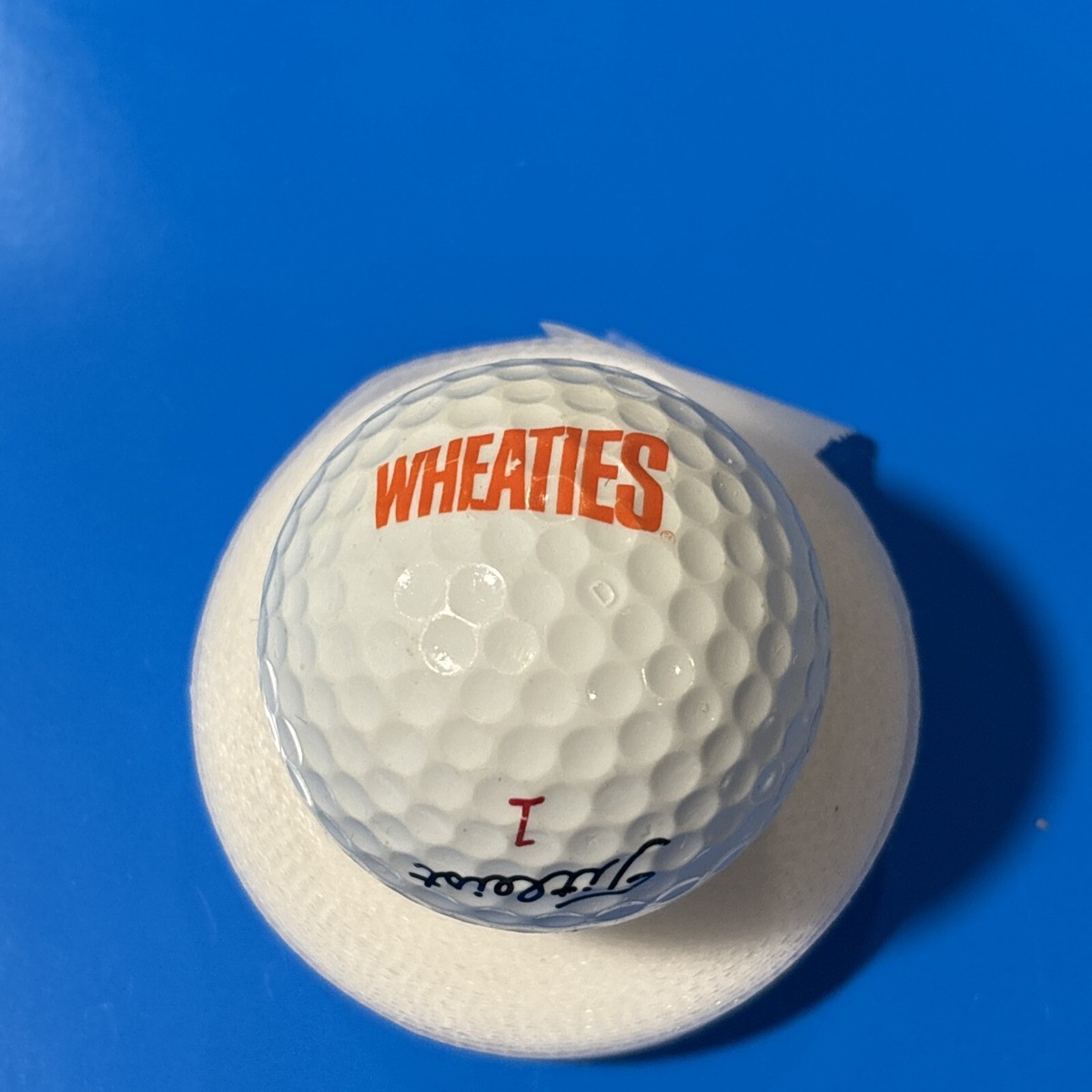 Tiger Woods Wheaties Facsimile Autograph Titleist Logo Golf Ball
