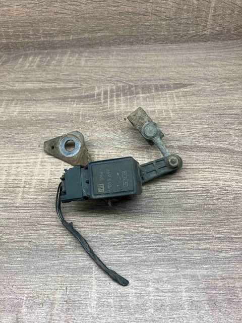 1093697 bmw передний