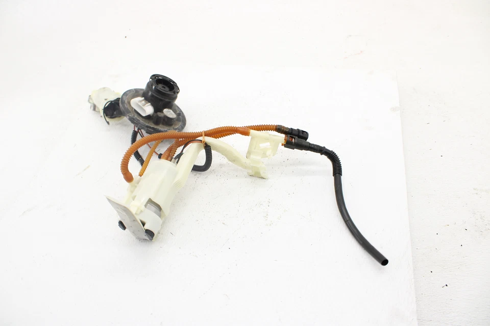 Harley-Davidson Electra Road Street Glide 2012-2017 bomba de combustible con placa superior Foto 4 de 4