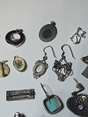 Vintage Schmuck Konvolut Sterling Silber 925 Anhänger Charms einzelne Ohrringe Pins 47,5g - Bild 15 von 22